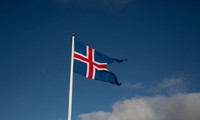 Iceland plans referendum on EU negotiations
