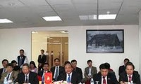 Persidangan ke-34 Komite Antar Pemerintah Vietnam dan Laos tentang kerjasama ekonomi, kebudayaan, pendidikan dan ilmu pengetahuan teknik.