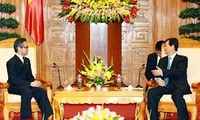 Perdana Menteri Vietnam Nguyen Tan Dung menerima Menteri Luar Negeri Indonesia.