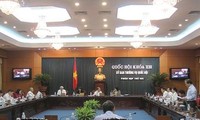 Komite Tetap Majelis Nasional Vietnam membahas rancangan Undang-Undang Imigrasi dan Domisili Orang Asing di Vietnam