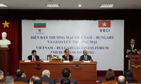 Meresmikan Biro Ekonomi-Perdagangan Bulgaria di kota Ho Chi Minh