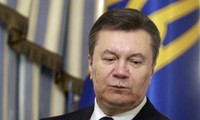 Parlemen Ukraina memecat Presiden Viktor Yanukovych