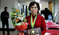 Profesor, Doktor Nguyen Thi Kim Lan seumur hidupnya berkaitan dengan bidang kedokteran hewan