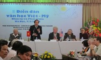 Jembatan penghubung kebudayaan persahabatan Vietnam-AS