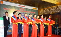 Pameran “Prestasi ekonomi luar negeri dan lingkungan investasi di Vietnam”