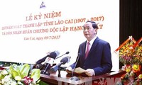 Presiden Tran Dai Quang: Provinsi Lao Cai perlu berusaha menjadi provinsi yang berkembang di daerah Tay Bac