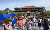 Pariwisata Vietnam: Kota Hue diakui sebagai kota wisata  bersih dari ASEAN