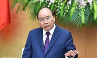 PM Nguyen Xuan Phuc memimpin sidang periodik Pemerintah