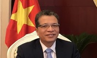 Duta Besar Viet Nam di Tiongkok melakukan pertemuan dengan kalangan media negara setempat