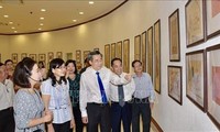 Kental dengan ciri kebudayaan tradisional melalui pameran: “Lukisan rakyat tradisional Viet Nam’.