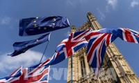 Inggris mengusahakan permufakatan-permufakatan dagang pasca Brexit