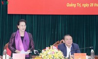 Ketua MN Nguyen Thi Kim Ngan melakukan temu kerja dengan pimpinan Provinsi Quang Tri