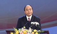 PM Nguyen Xuan Phuc Meminta Instansi Pendidikan supaya Memperbarui Pendidikan dan Pelatihan secara Dasar dan Komprehensif agar Masyarakat Viet Nam Berkembang secara Komprehensif