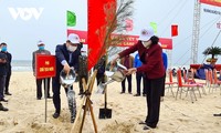 Wakil Presiden Dang Thi Ngoc Thinh Buka Festival Penghijauan di Provinsi Quang Binh