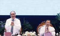 Presiden Negara Pimpin Konferensi Pengambilan Pendapat Komite Partai Provinsi/Kota terhadap Rancangan  Strategi Pembangunan Negara Hukum