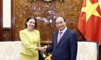 Presiden Nguyen Xuan Phuc Terima Duta Besar Australia yang Berpamitan Sehubungan Dengan Akhir Masa Baktinya di Viet Nam