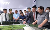 PM Pham Minh Chinh Inginkan Zona Industri Son My 1 Jadi Titik Cerah, Turut Berkontribusi pada Pertumbuhan Ekonomi Sebelah Selatan Provinsi Binh Thuan