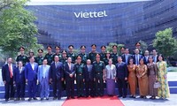 Ketua Parlemen Kamboja Kunjungi Grup Viettel