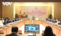 PM Pham Minh Chinh dan Ketua MN Tran Thanh Man Bersama Memimpin Konferensi Penggelaran Pelaksanaan Berbagai UU dan Resolusi MN