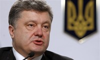 Ukraine dissolves parliament, set date for early elections