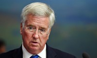 British Defence Secretary visits Iraq 