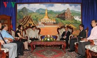 VOV supports Lao National Radio