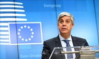 ປະ​ທານ​ກຸ່ມ Eurogroup ຕີ​ລາ​ຄາ​ເສດ​ຖະ​ກິດ ເອີ​ລົບ​ພວມ​ຢູ່​ໃນ​​ໄລ​ຍະ​ເໝືອນ​ດັ່ງ​ໄລ​ຍະ​ສົງ​ຄາມ