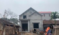 ຊ່ວຍ​ເຫຼືອ​ລົບ​ລ້າງ​ເຮືອນ​ຢູ່​ຊົ່ວ​ຄ​າວ, ເຮືອ​ນ​ຮົ່ວ​ເພ ກວ່າ 100.000 ຫຼັງ