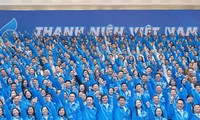 ອະ​ນາ​ຄົດ​ໃຫ້​ແກ່​ລຸ້ນ​ຄົນ​ບືນ​ຕົວ​ຂຶ້ນ