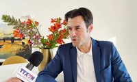 ນັກ​ຮຽ​ນ​ຮູ້, ເພື່ອນ​ມິດ​ສາ​ກົນ ຕີ​ລາ​ຄາ​ສູງ​ບົດ​ບາດ​ຂອງ​ປະ​ທານ​ໂຮ່​ຈີ​ມິນ