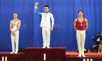 Gimnastas vietnamitas exhiben buen desempeño en certamen internacional para jóvenes