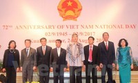 Diplomáticos vietnamitas conmemoran el Día Nacional en Malasia y Tanzania