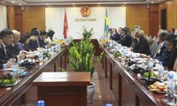 Vietnam y Suecia afianzan cooperación en comercio e inversión