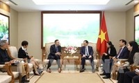 Gobierno vietnamita promete favorecer operaciones de empresas extranjeras en su territorio