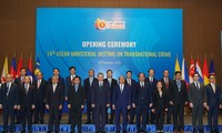 Vietnam por contribuir a la construcción de la Comunidad de la Asean