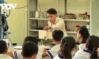 Le Thanh Liem, profesor vietnamita ganador del Premio Maha Chakri 2020