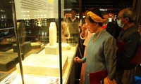 Inauguración de una exposición sobre el emperador Gia Long