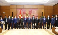 Vietnam decide fortalecer las relaciones con Camboya y Japón