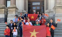 Celebran el Día Nacional de Vietnam en Hungría y Estados Unidos