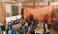 Comidas para alumnos desfavorecidos en Bac Kan