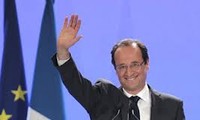 フランスのオランド大統領の政権の100日間