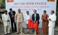 スリランカでのホーチミン像の建設が起工