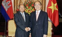 カンボジア国会議長、ベトナム訪問