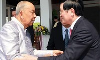 ベトナム指導部、ラオス元国家主席の誕生日を祝う