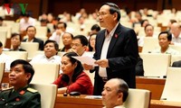 公的投資の再構築に対する国会議員の評価