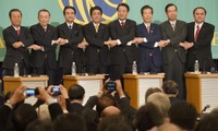 日本、衆議院選挙戦始まる