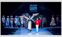 HCM市、ベトナム初の国際ファッションウィーク始まる