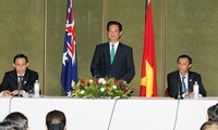 ズン首相、オーストラリアで様々な活動を行う