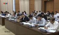国会常委会議始まる
