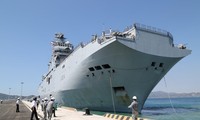 フランスの軍艦、ベトナムを訪問
